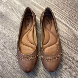 Born Brown Flats - 8.5 - Never Worn